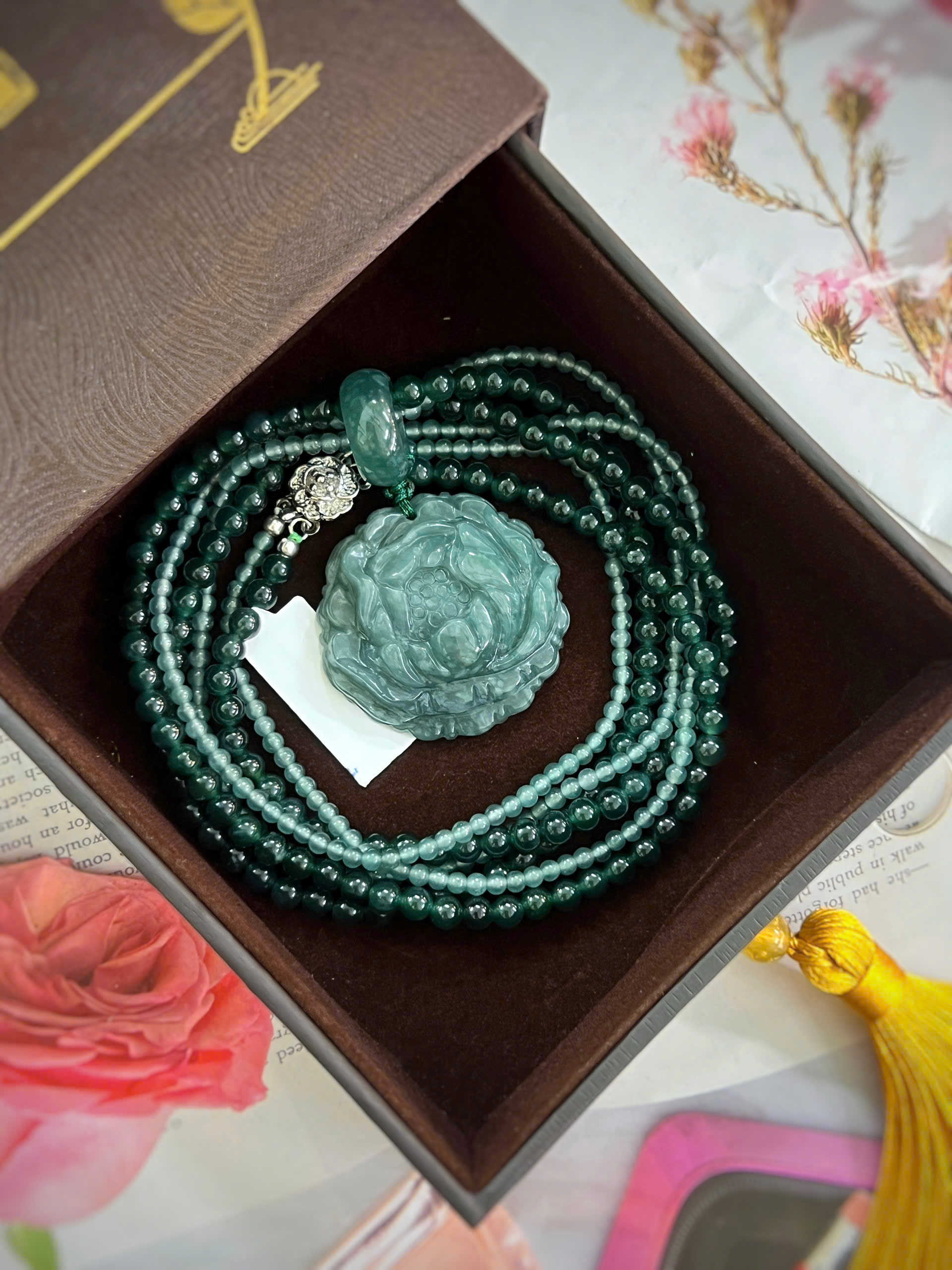 gen-h-z7601587136020_9a1ac6ad8ee188724b049193061699ad