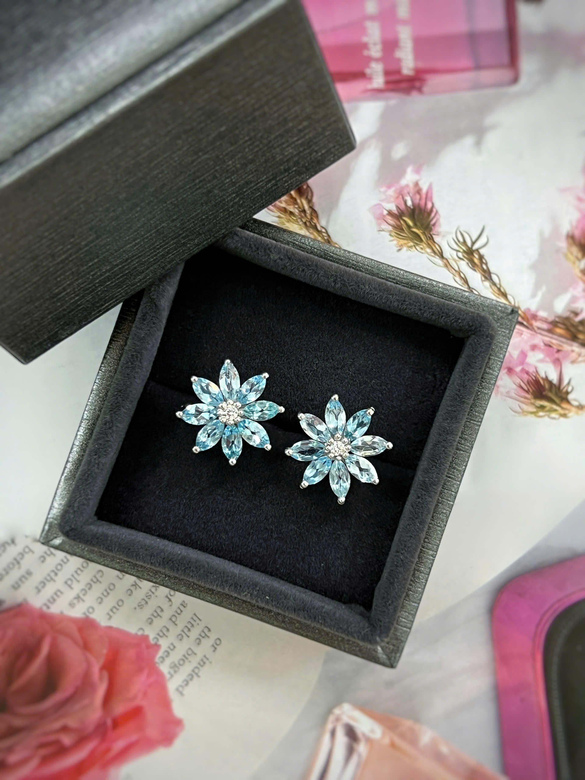 KHUYÊN  TAI BẠC 92.5 ĐÁ AQUAMARINE TỰ NHIÊN