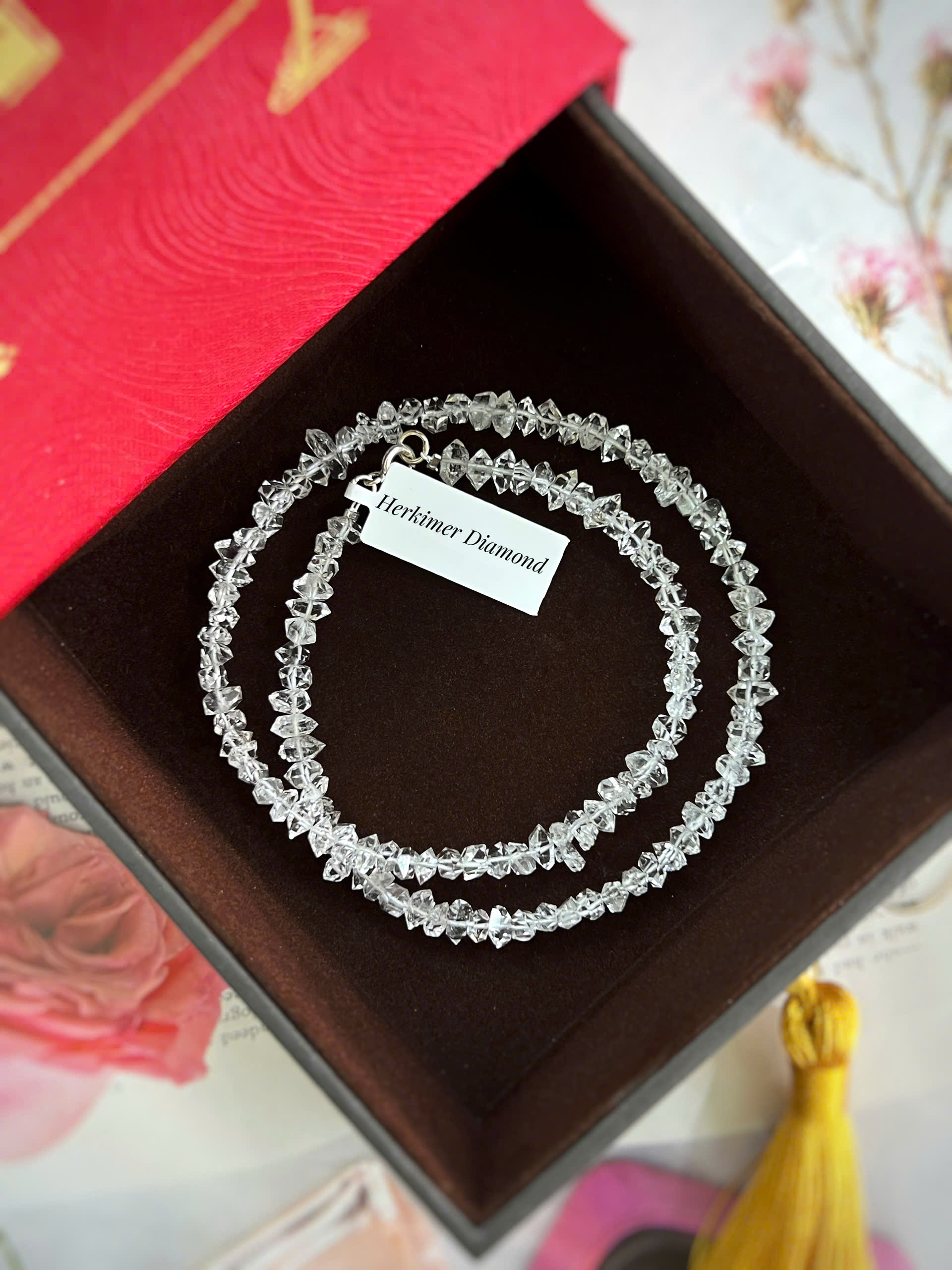 gen-h-z7695890764489_6c6e9628549a748bb92c25ac88902cd9