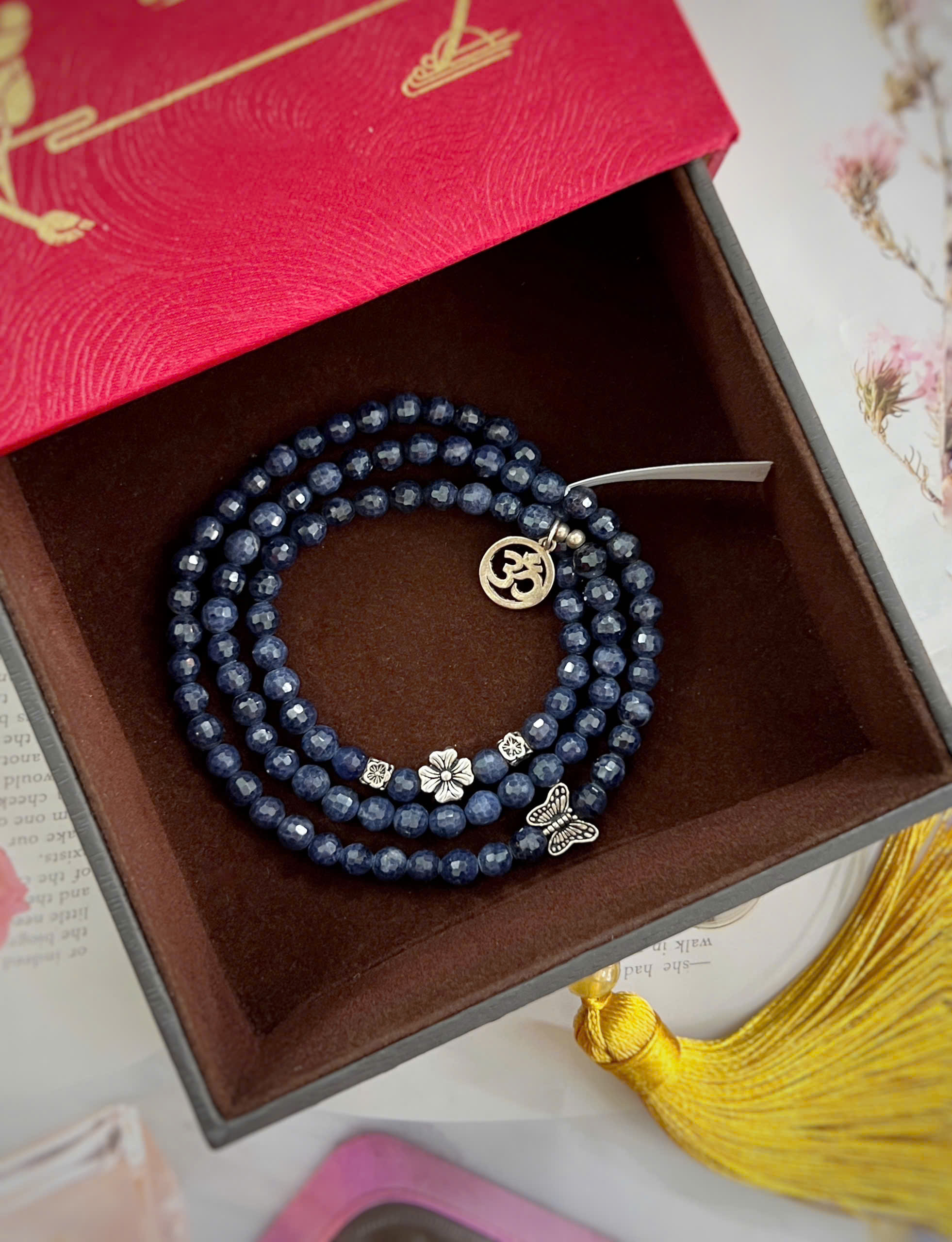 gen-h-z7743931752315_f762570e6abc4fe0b6936f022b2d3834