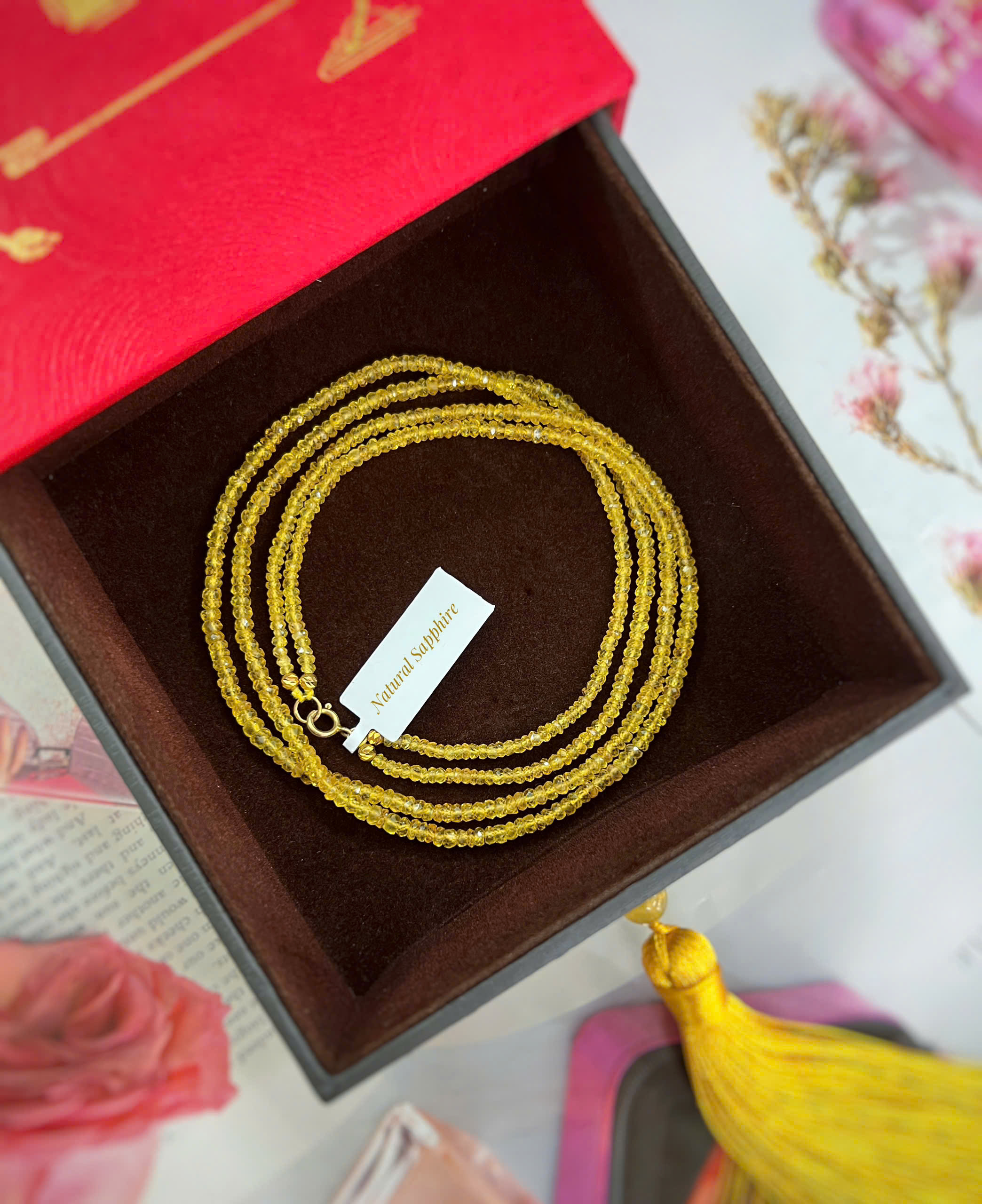 VÒNG CỔ ĐÁ SAPPHIRE VÀNG TỰ NHIÊN