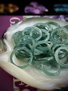 NHẪN CẨM THẠCH LAM NGỌC TỰ NHIÊN BẢN HẸ