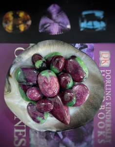 ĐÁ RUBY ZOISITE TỰ NHIÊN