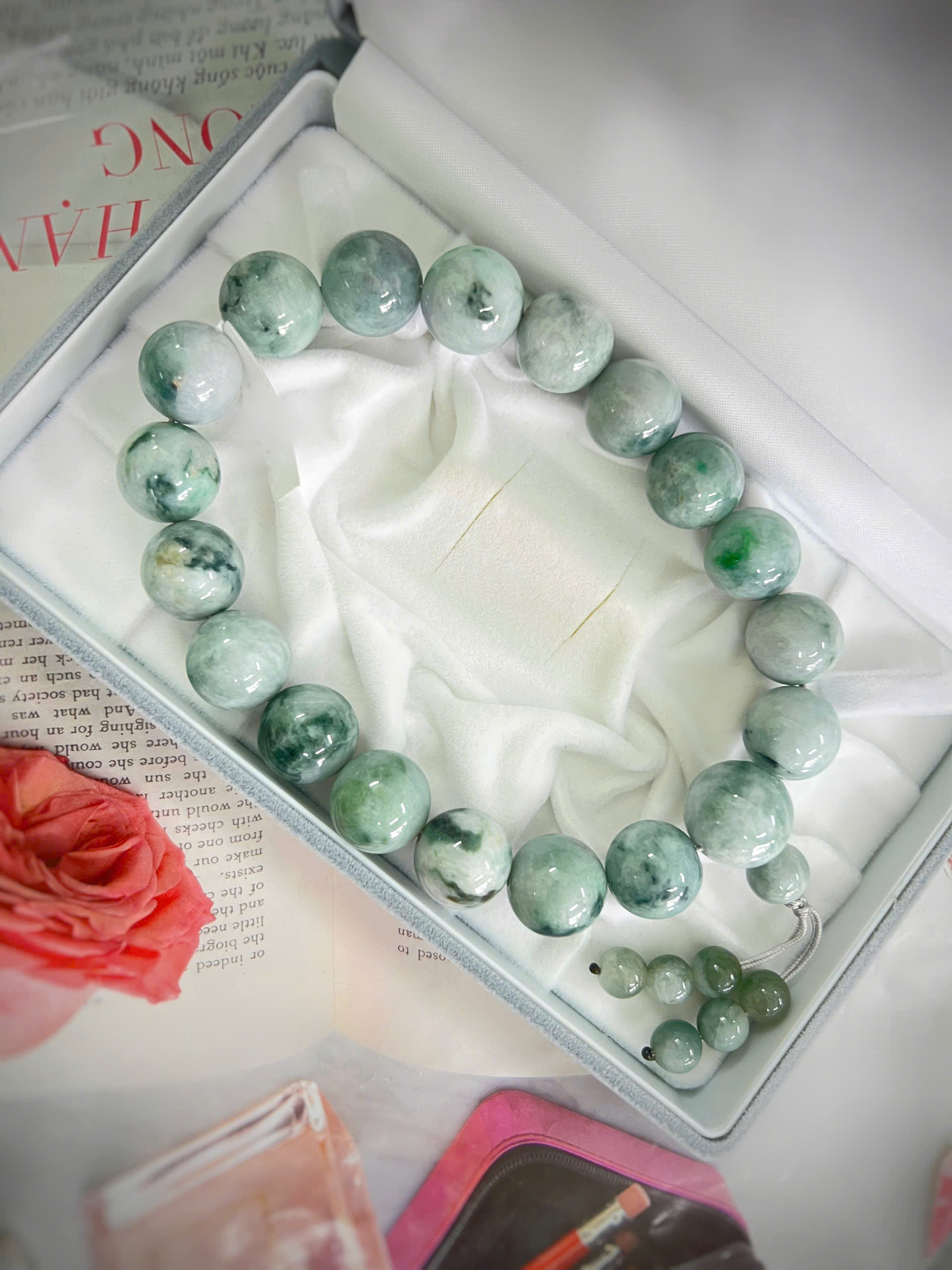 CHUỖI 18 HẠT NGỌC CẨM THẠCH TỰ NHIÊN