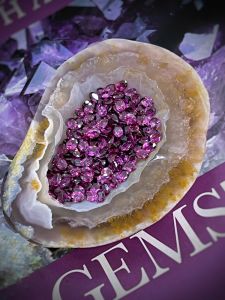 ĐÁ GARNET RHODOLITE TỰ NHIÊN 3*4MM