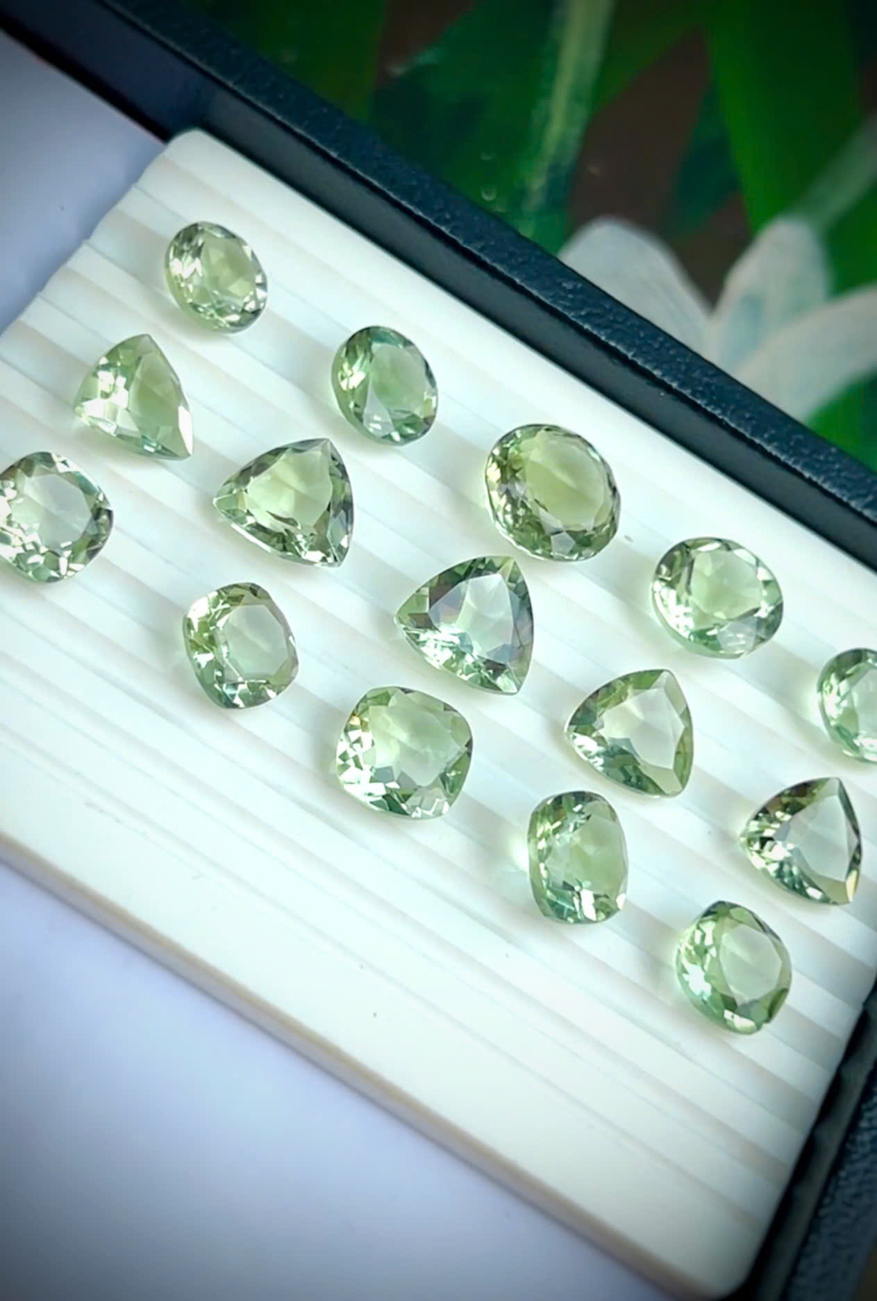 ĐÁ THẠCH ANH XANH TỰ NHIÊN