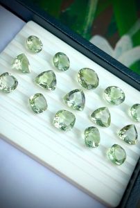ĐÁ THẠCH ANH XANH TỰ NHIÊN