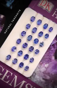 ĐÁ TANZANITE TỰ NHIÊN