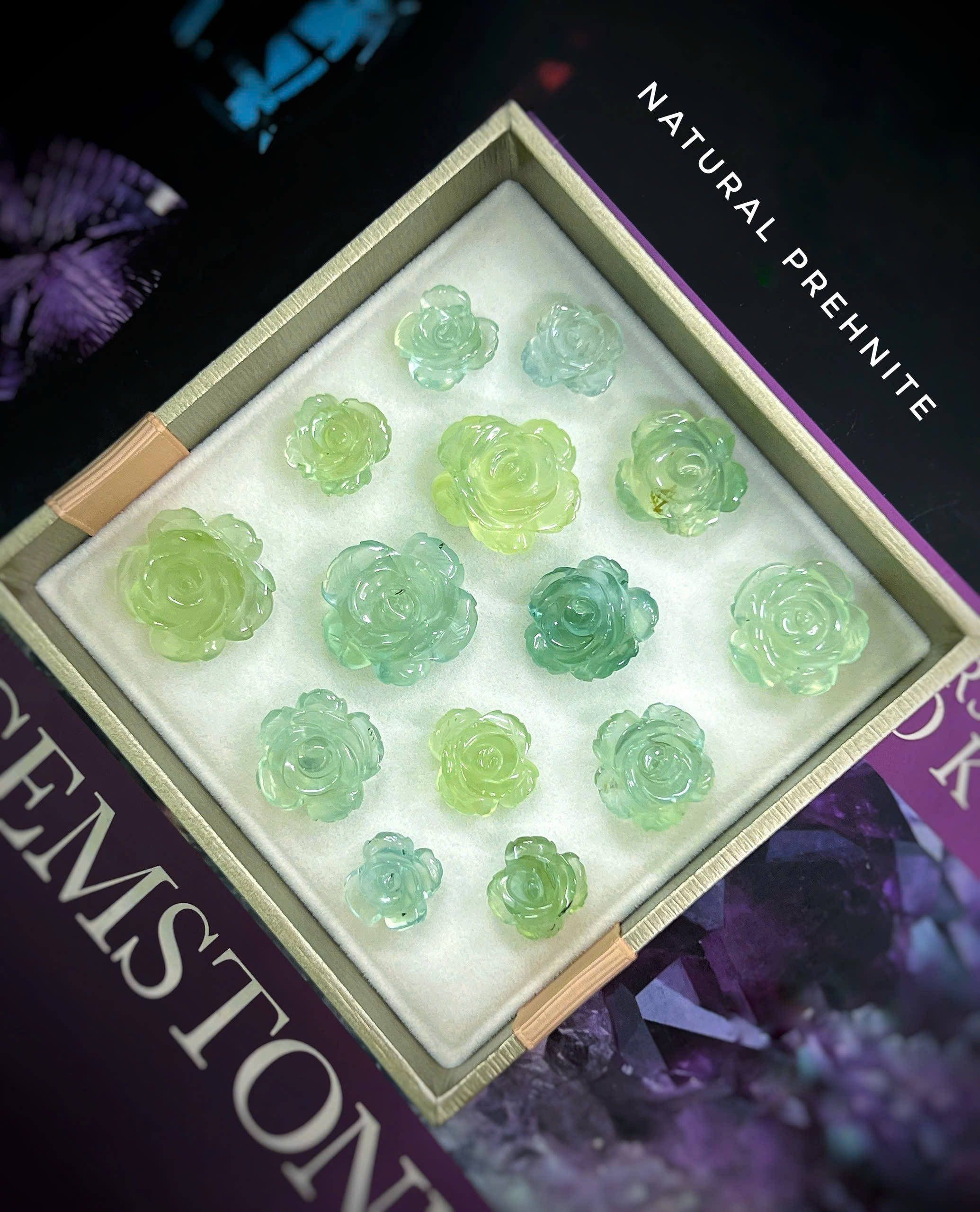 HOA HỒNG ĐÁ PREHNITE TỰ NHIÊN