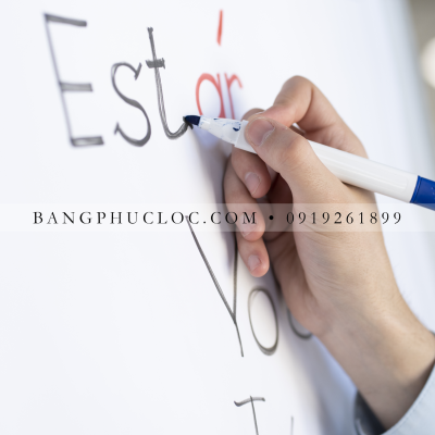[Hướng Dẫn] Cách Chọn Bút Viết Bảng: Tránh Dùng Nhầm Bút Gây Hỏng Bảng