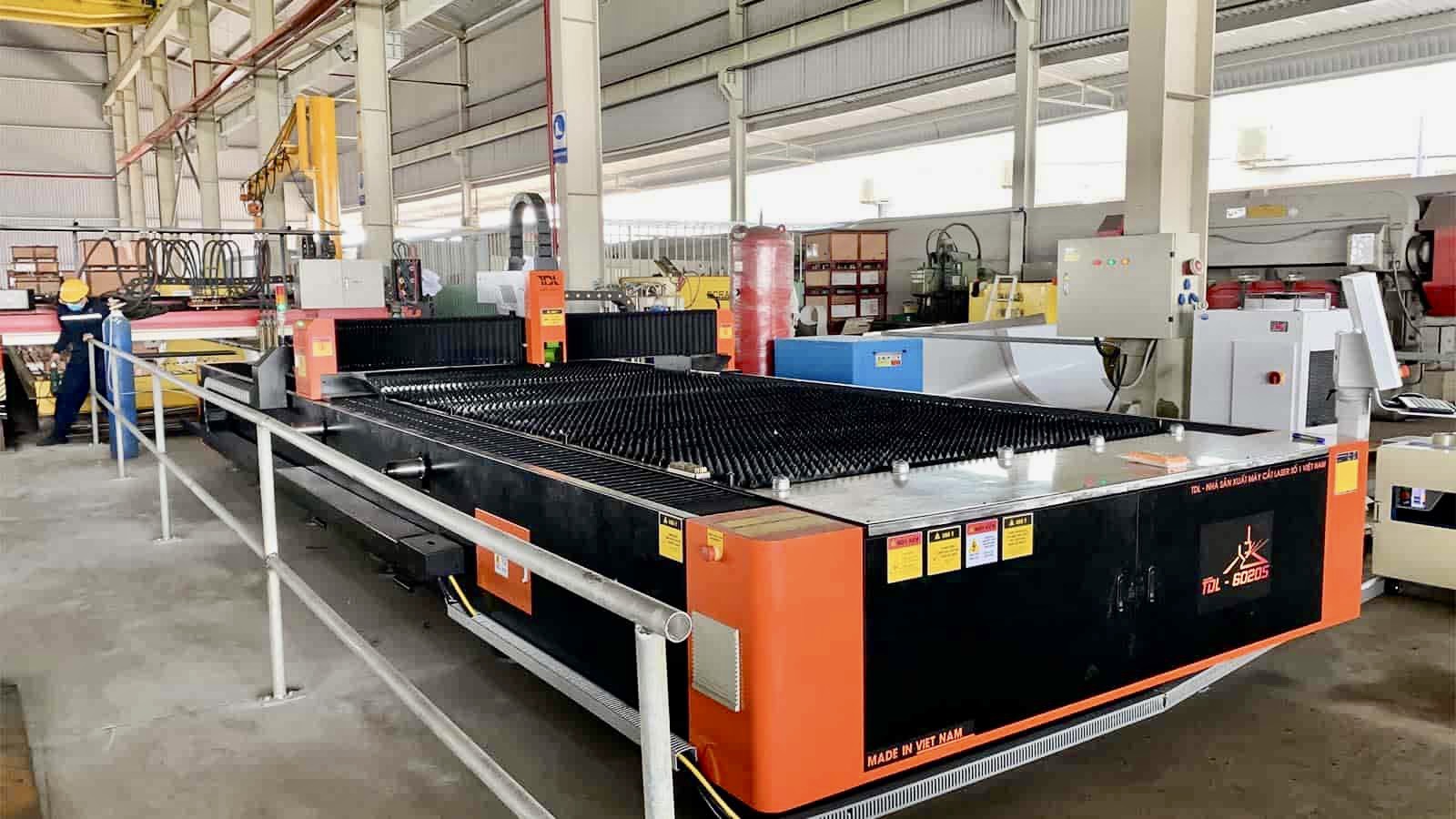 Máy Cắt Laser CNC 3