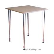 Bàn vuông chân thép mạ BCV-01-00