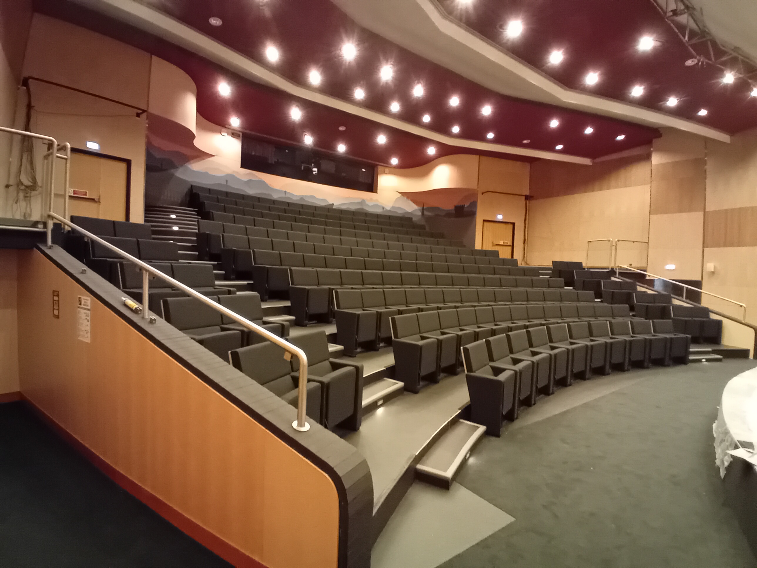 Figueras Virtus 13205 - Ghế Rạp Hát