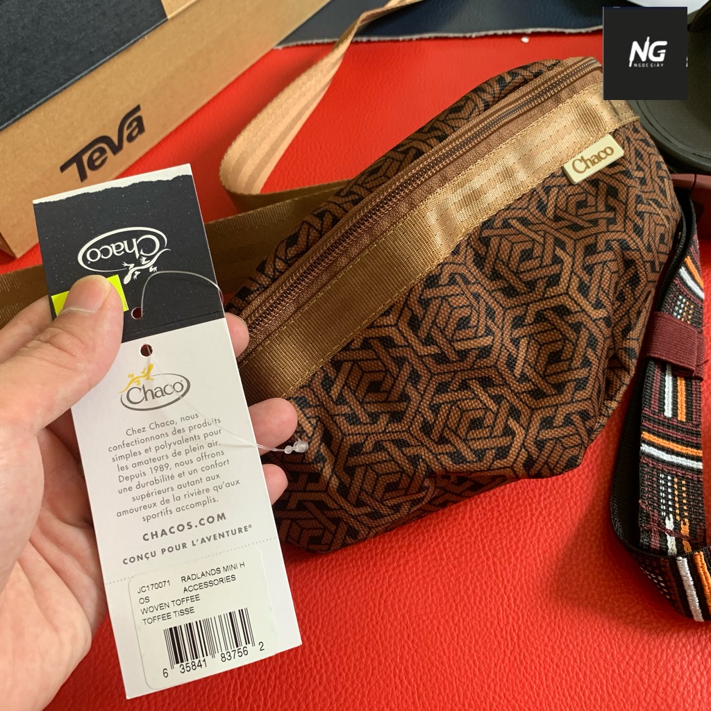 Chaco hip pack best sale