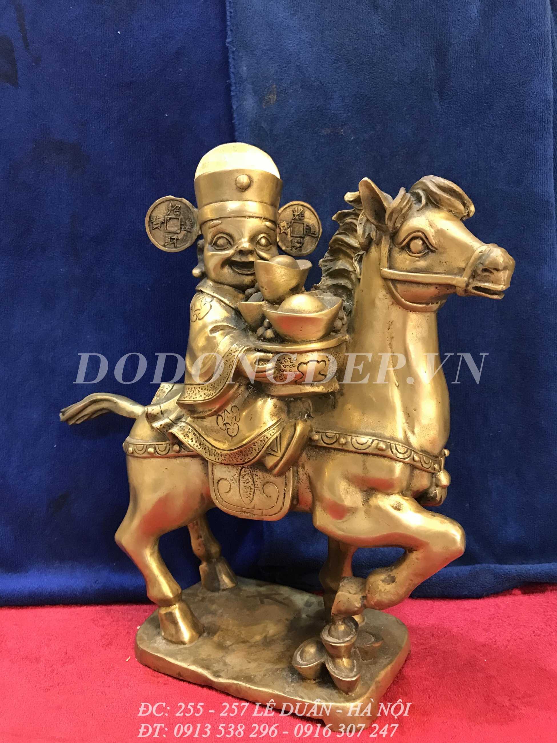 TƯỢNG THẦN TÀI CƯỠI NGỰA