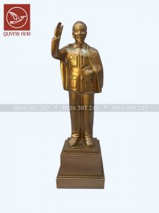 Tượng Bác Hồ Đứng Chào - Mẫu 1