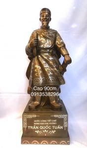 TƯỢNG TRẦN QUỐC TUẤN