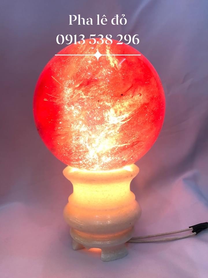 Pha lê mầu đỏ vân mây