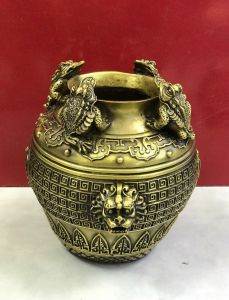 HŨ TỤ TÀI