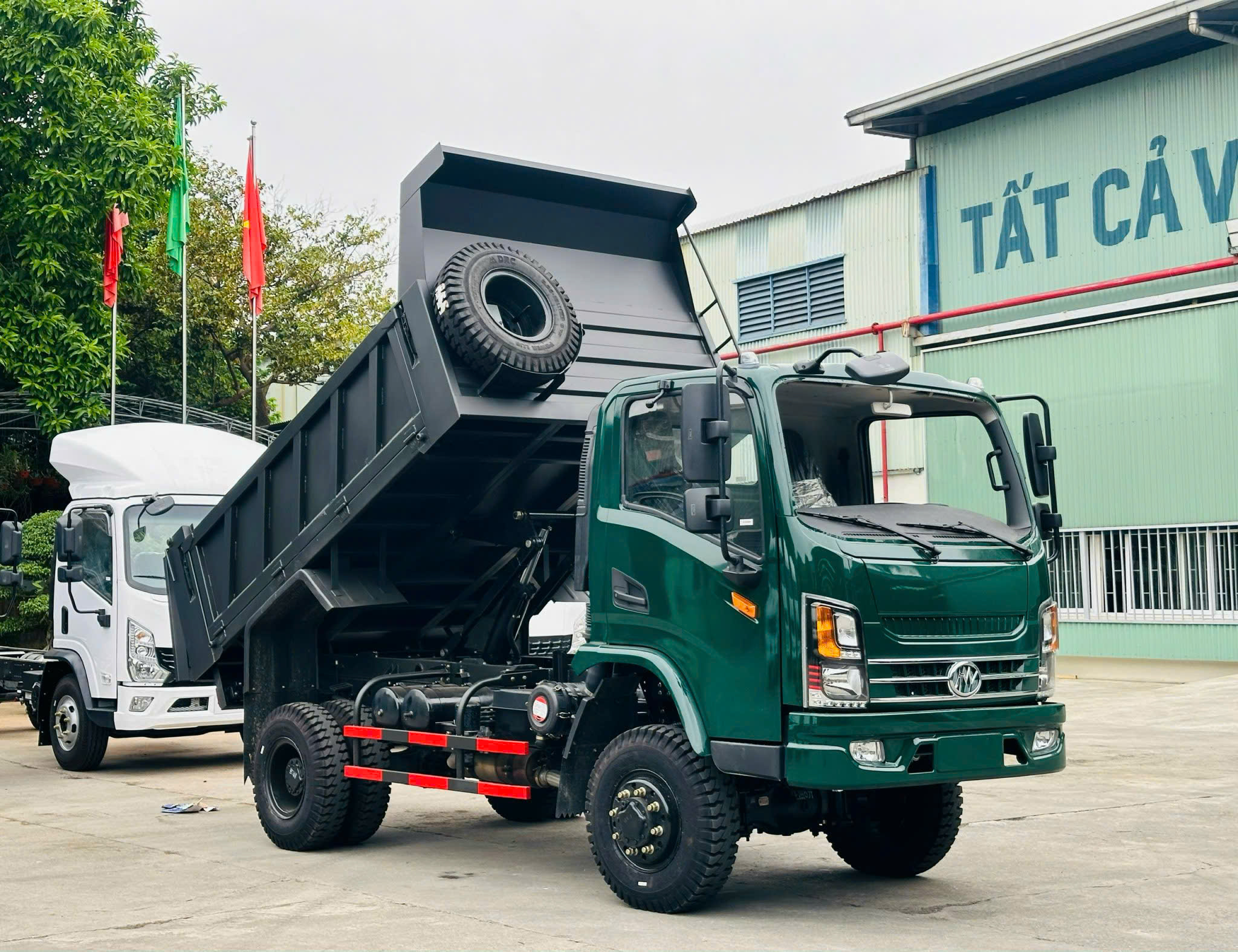 Xe ben Chiến Thắng 4.95 tấn 2 cầu dầu