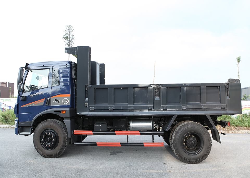 xe-tai-ben-truong-giang-faw-77-tan-6-may-cau-dau (5)