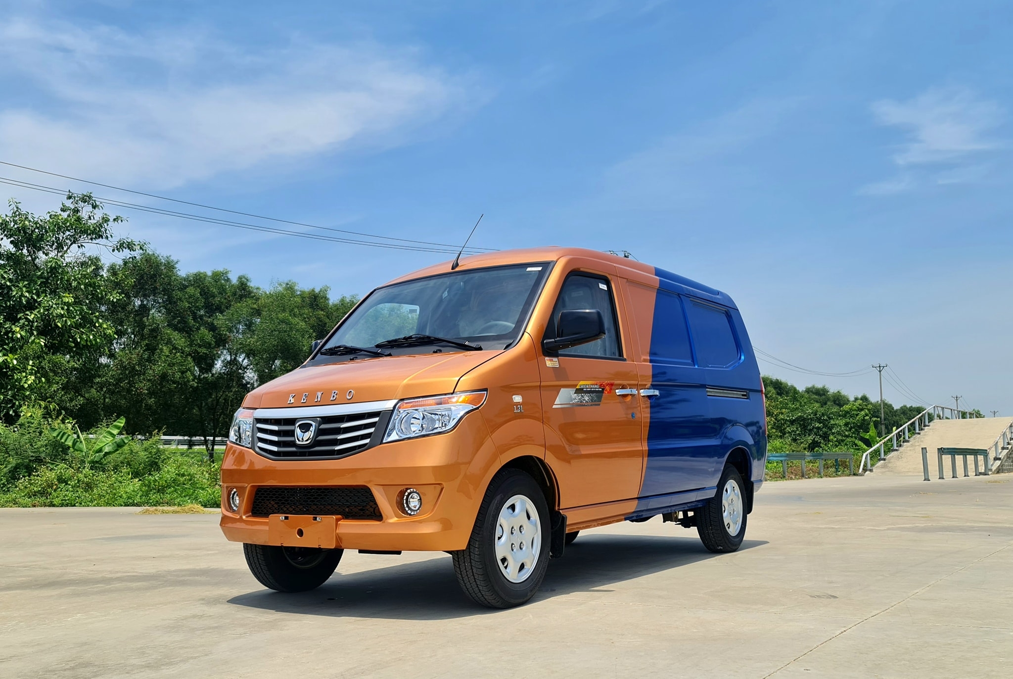 XE TẢI VAN KENBO 2 CHỖ ĐỜI MỚI