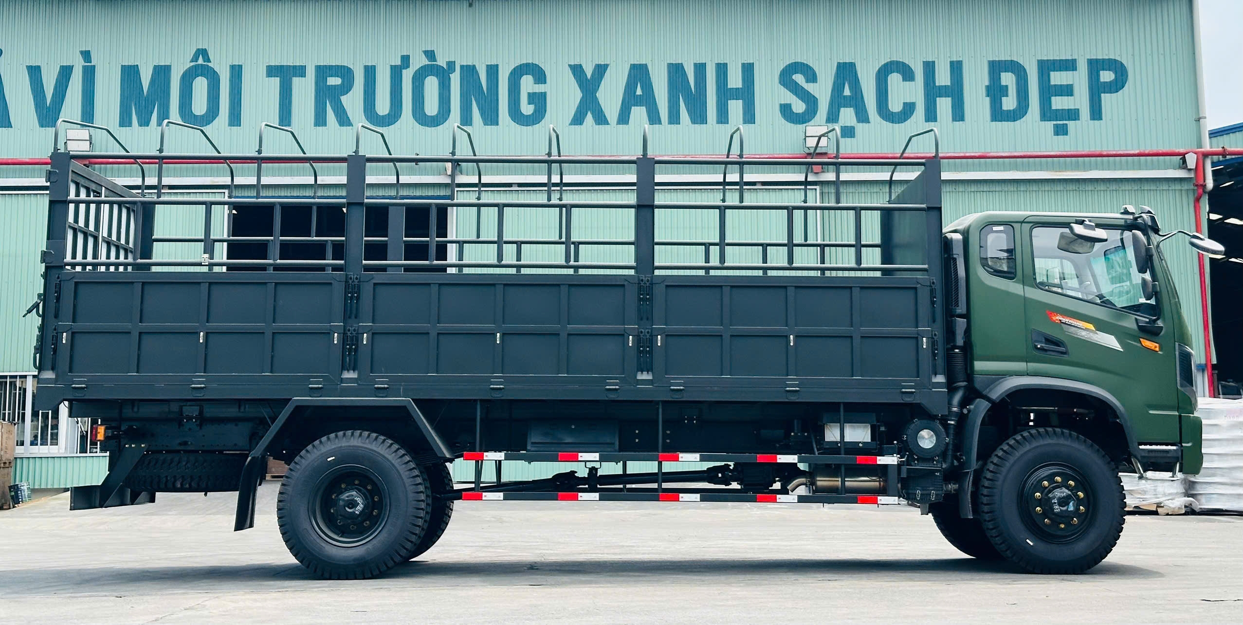 XE-TAI-THUNG-CHIEN-THANG-7T25-2-CAU-DAU (10)