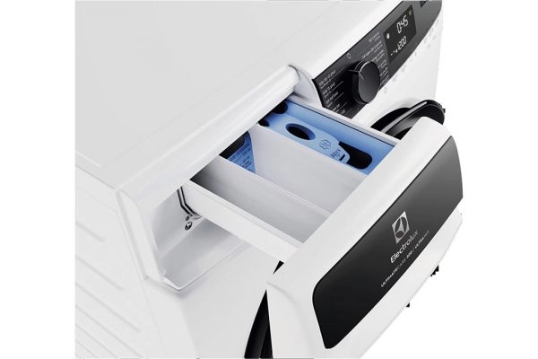 may-giat-long-ngang-electrolux-inverter-13-kg-ewf1343p5wc_b148e28d