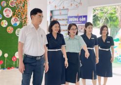 Đón đoàn kiểm định chất lượng giáo dục của nhà trường và công nhận lại trường chuẩn Quốc gia sau 5 năm