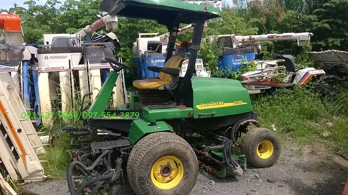 MÁY CẮT FAIRWAY - JOHNDEER 3235B