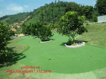 THI CÔNG MINI GOLF CỎ NHÂN TẠO