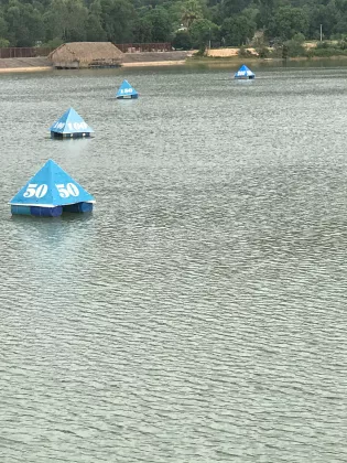 BẢNG BÁO HIỆU YARD NỔI ĐÁNH GOLF RA HỒ