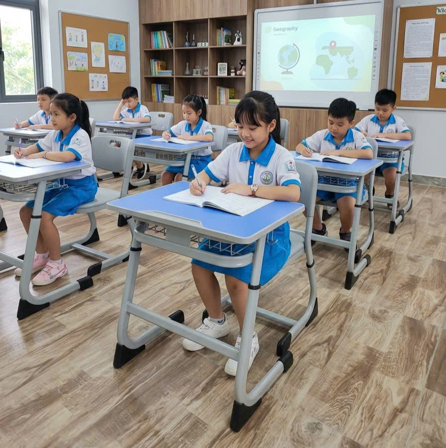 Bộ bàn ghế học sinh nâng hạ chân quỳ GLEE