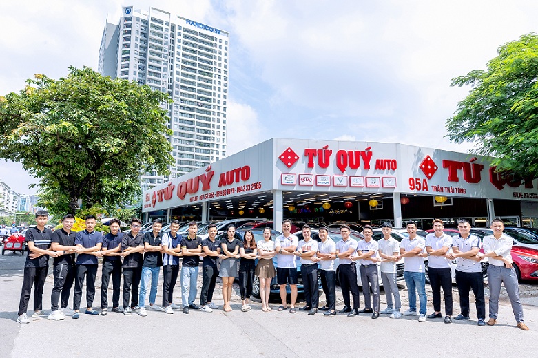 Giới Thiệu Showroom Tứ Quý Auto Uy Tín - Chuyên Nghiệp