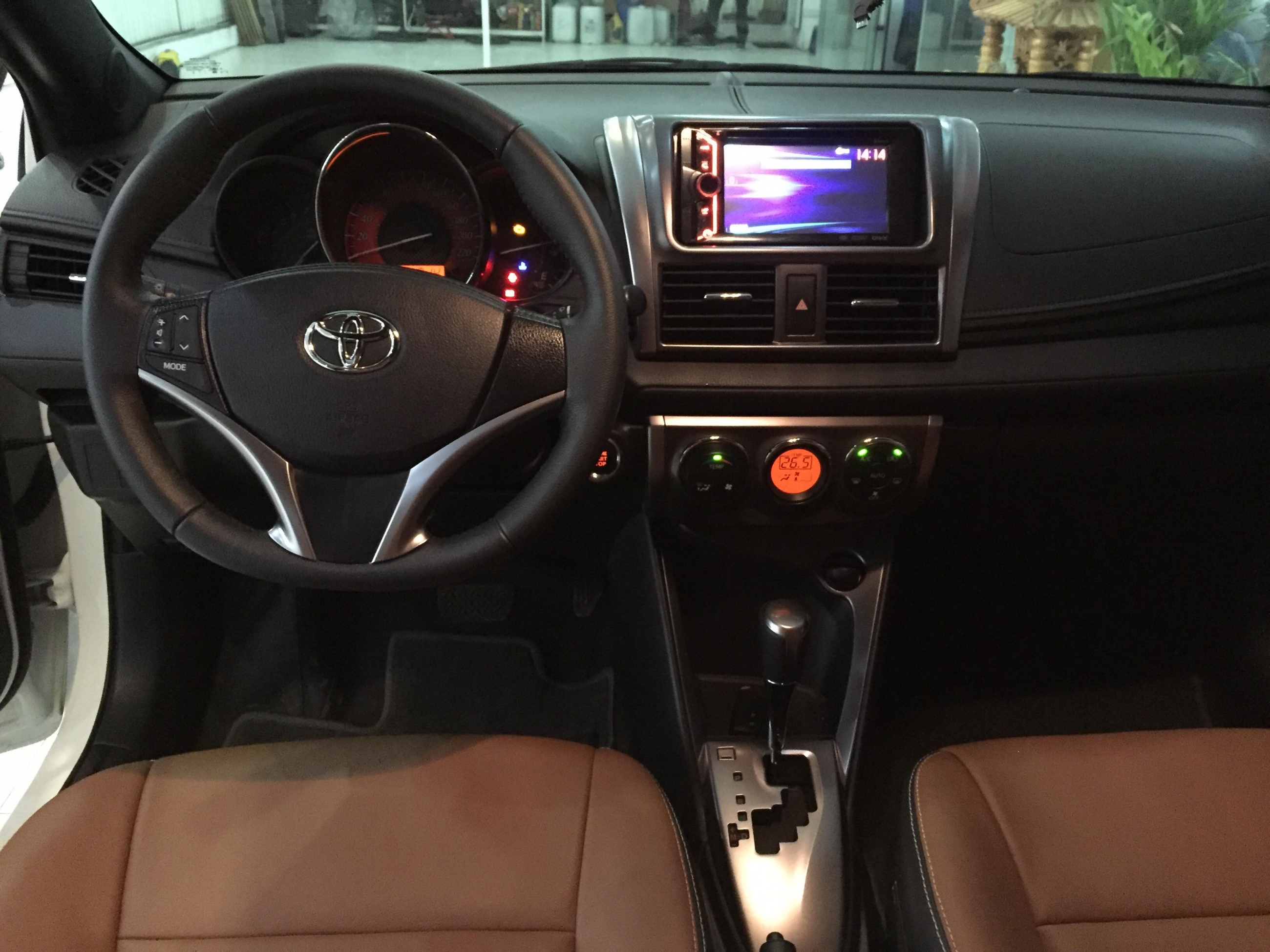 Toyota-Yaris-G-2017-10