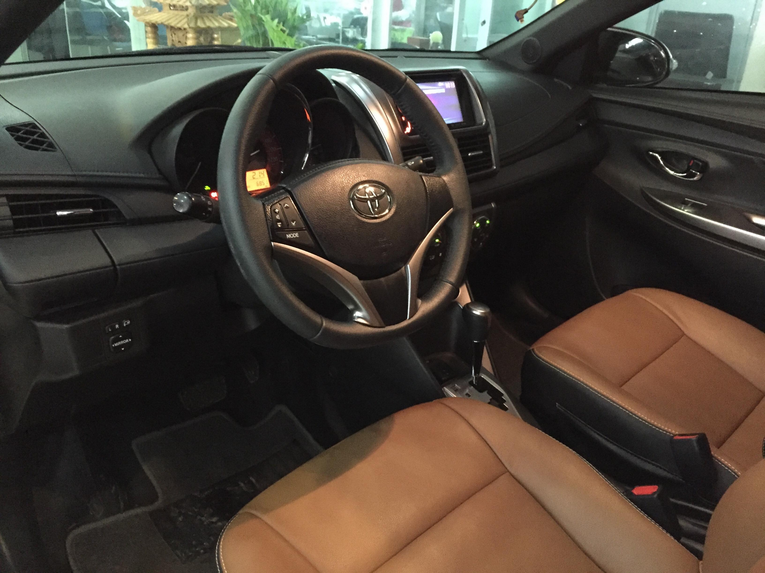 Toyota-Yaris-G-2017-11