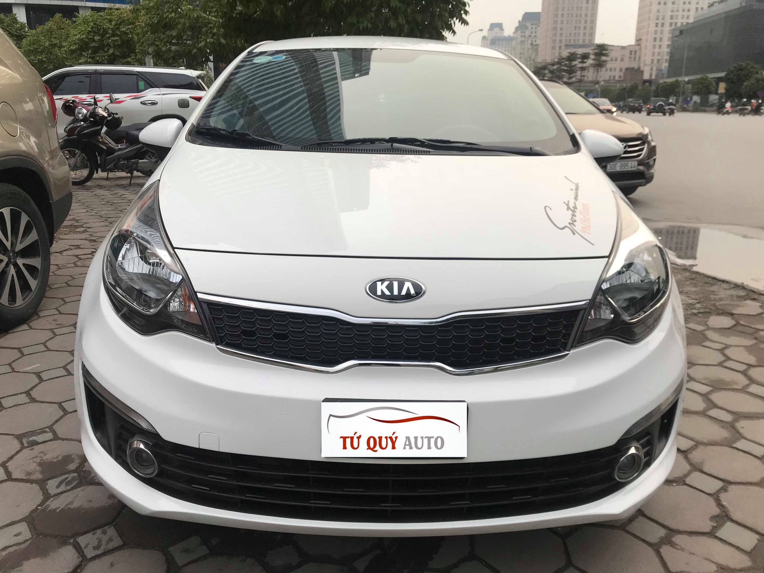 Xe Kia Rio Sedan 1.4 MT 2016 - Trắng