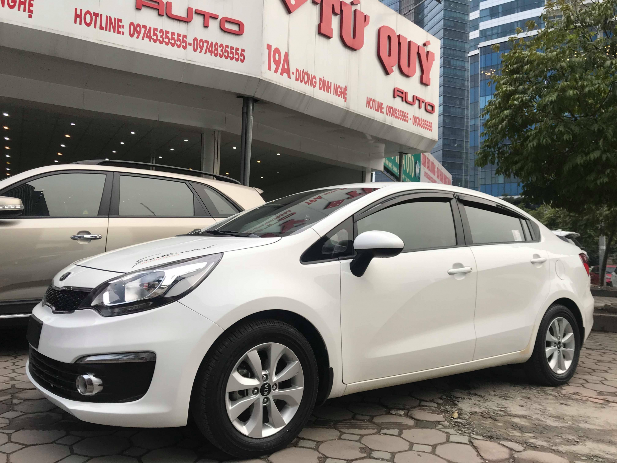 Kia Rio Sedan 1.4MT 2016 - 3