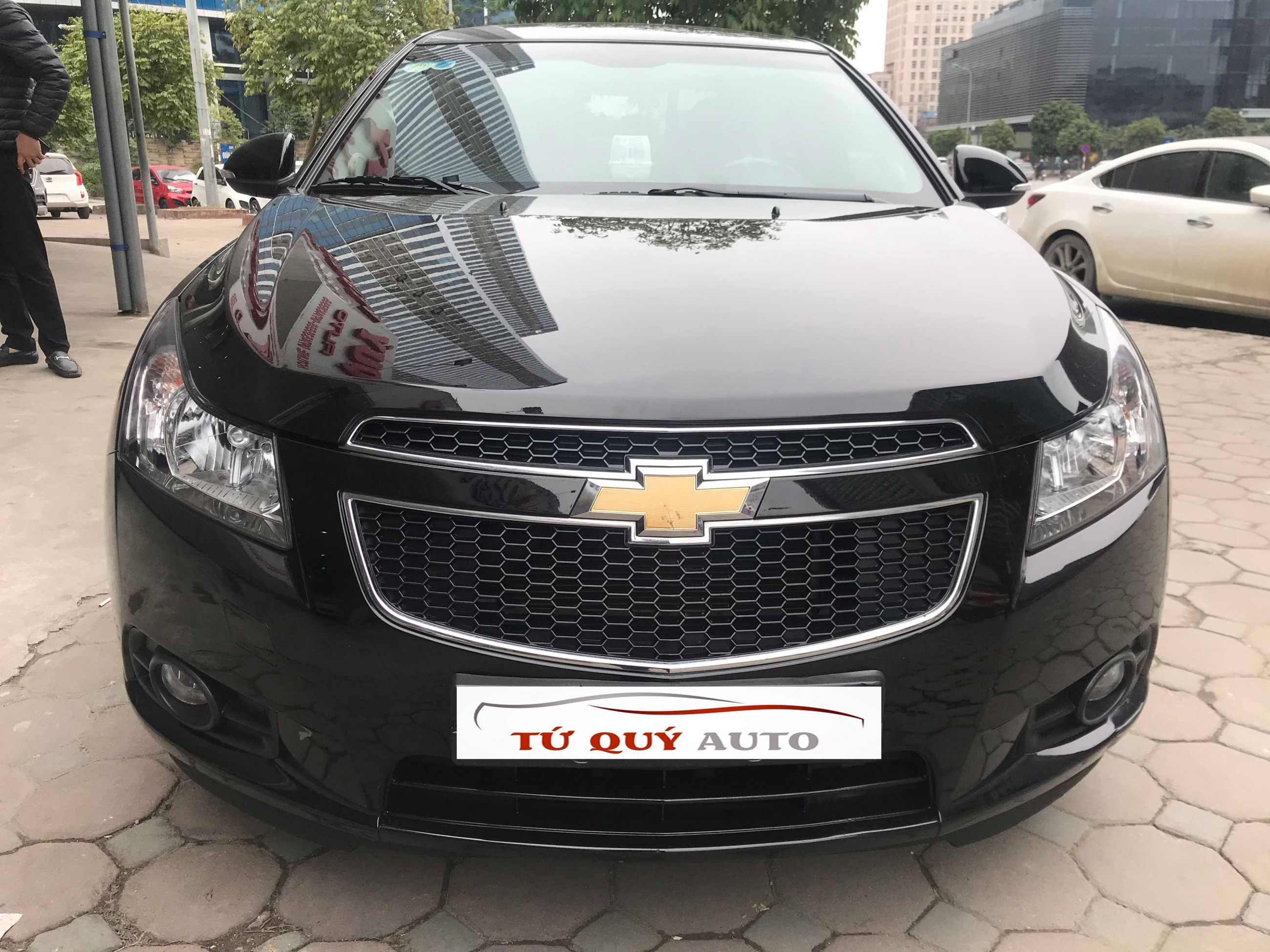 Xe Chevrolet Cruze LS 1.6MT 2015 - Đen