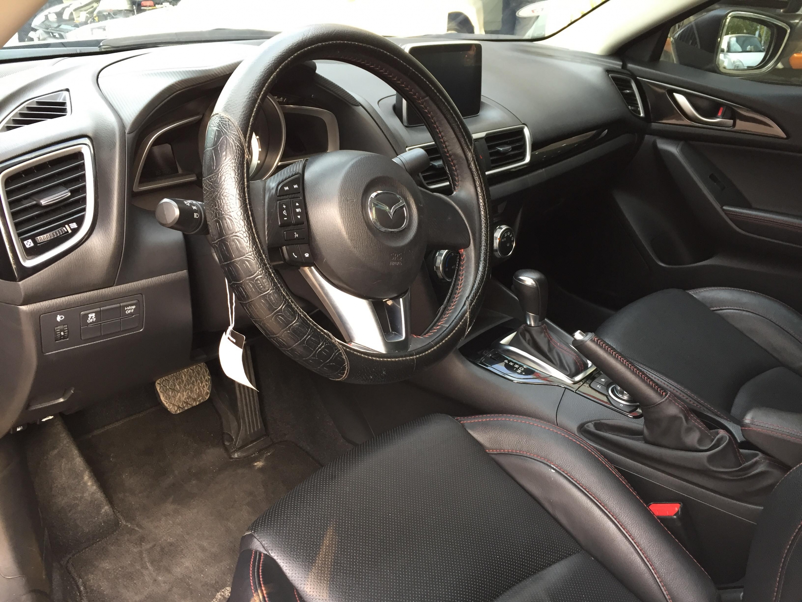 Mazda 3 Sedan 2015 - 11