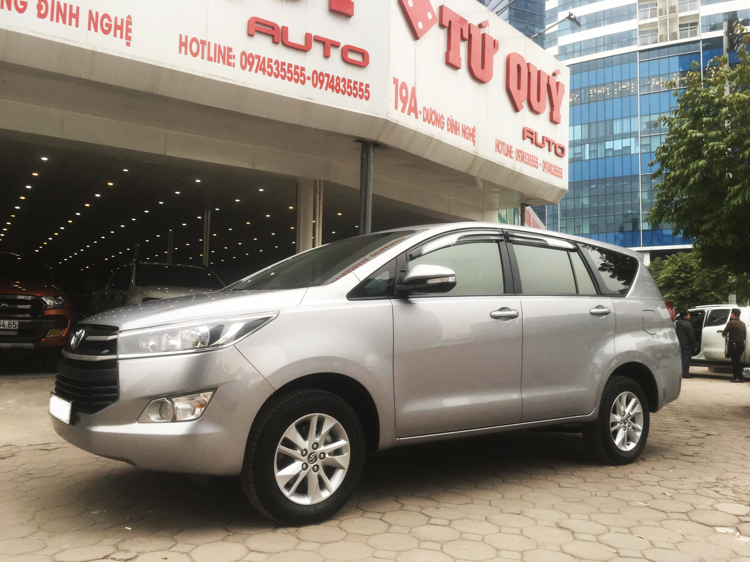 Toyota innova E 2016 - 3