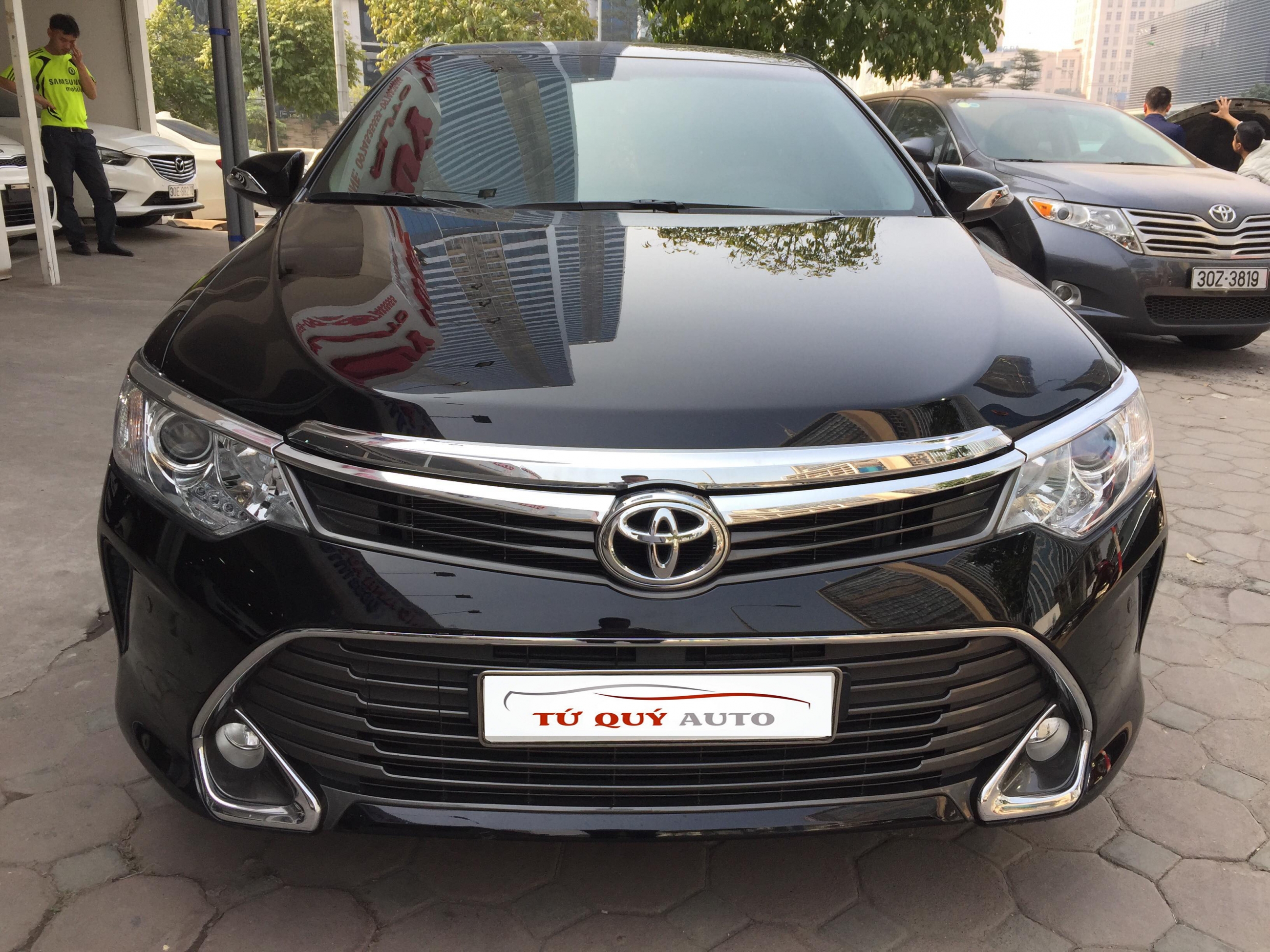 Xe Toyota Camry 2.5Q 2015 - Đen