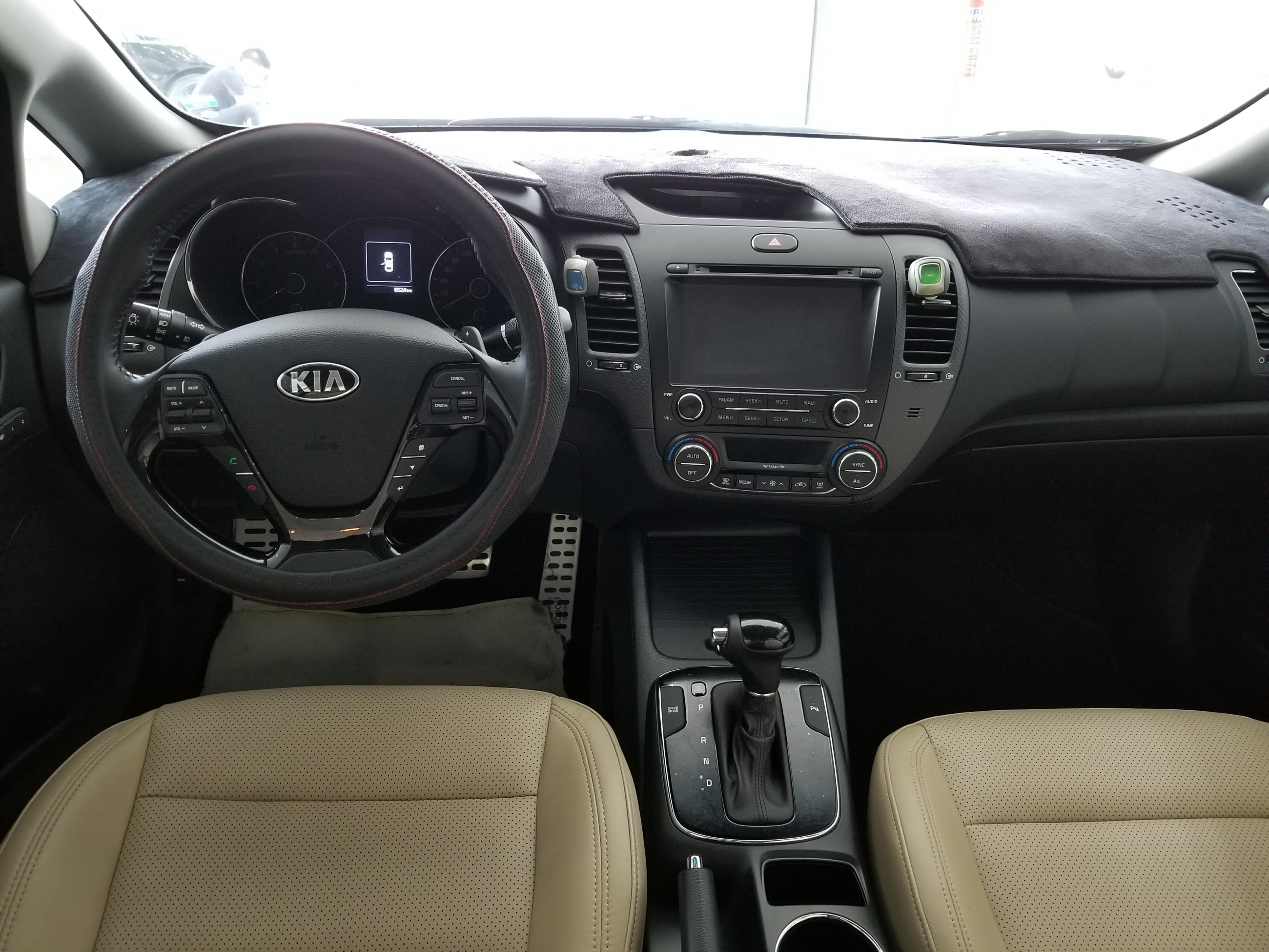 Kia Cerato 2.0AT 2017 - 8