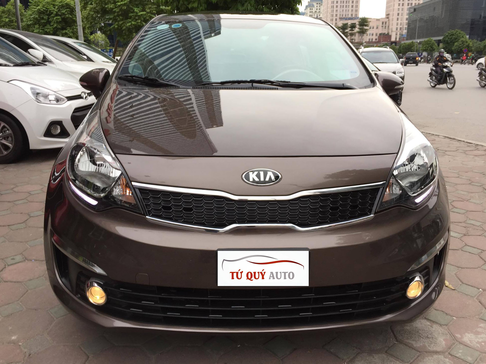 Xe Kia Rio Sedan 1.4 AT 2015 - Nâu