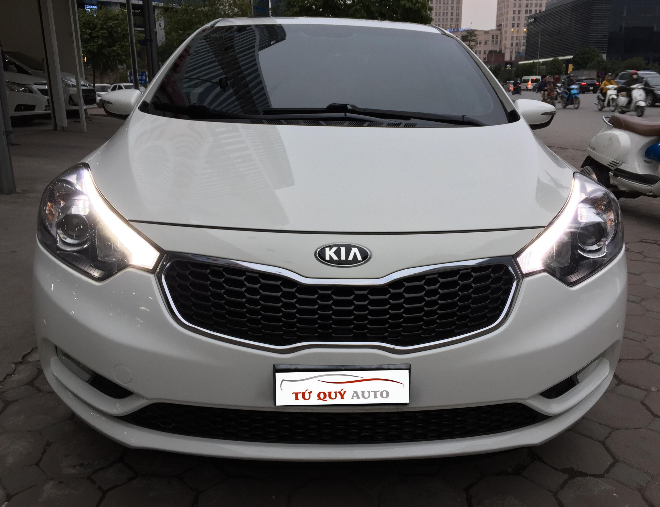 Xe Kia K3 2.0AT 2014 - Trắng