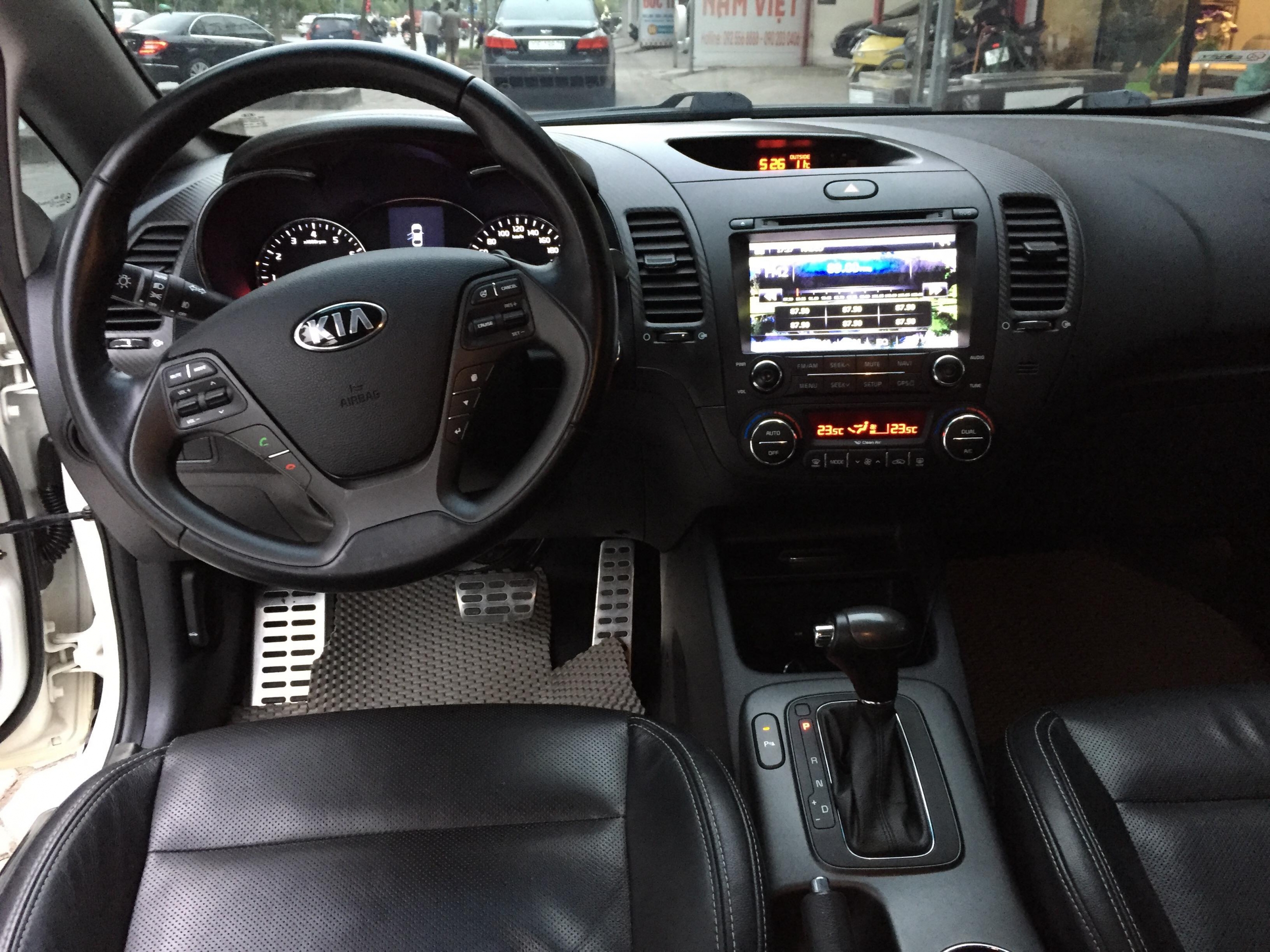 Kia K3 2.0AT 2014 - 6