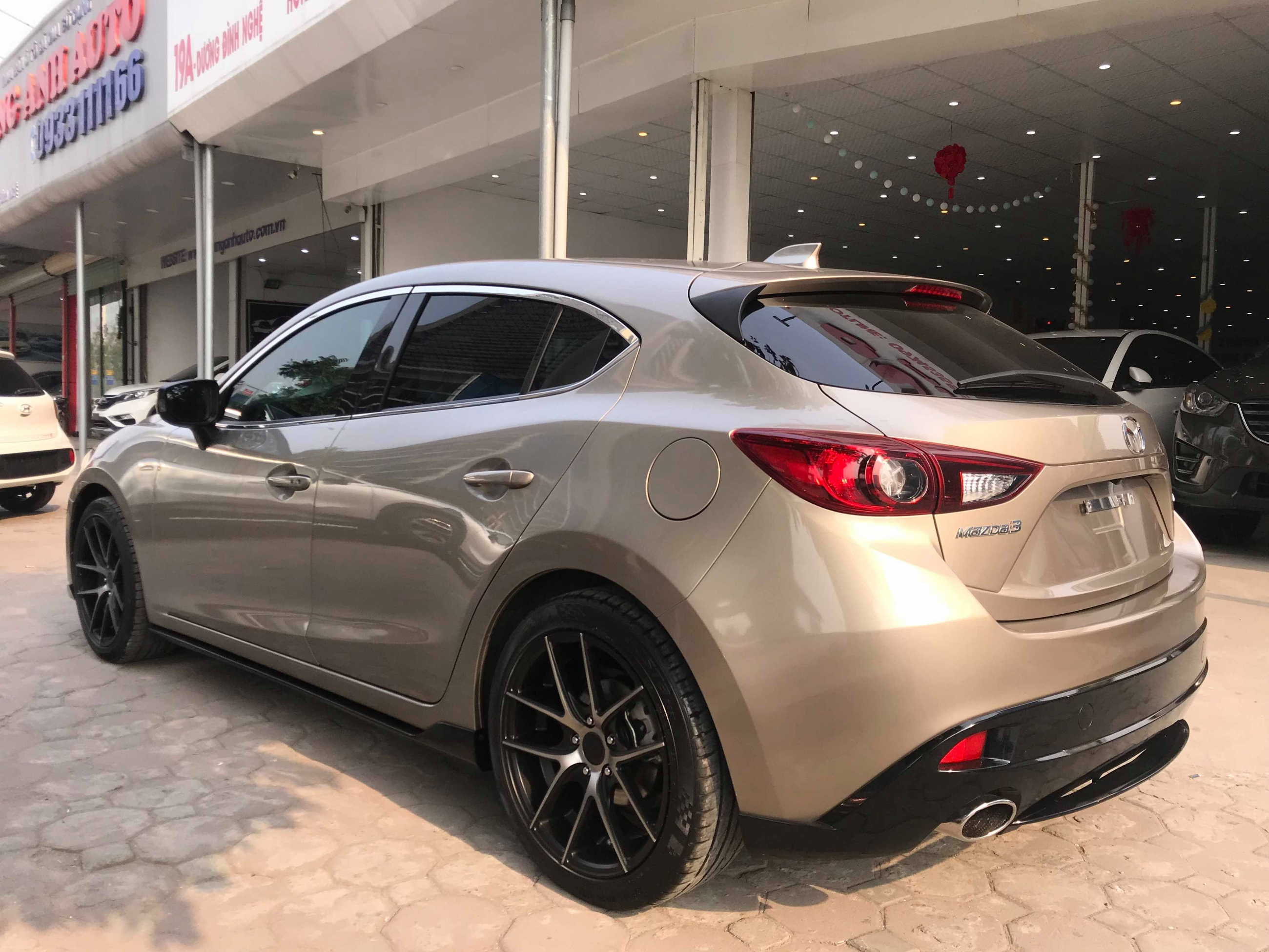 Mazda 3 Hatchback 1.5AT 2015 - 5