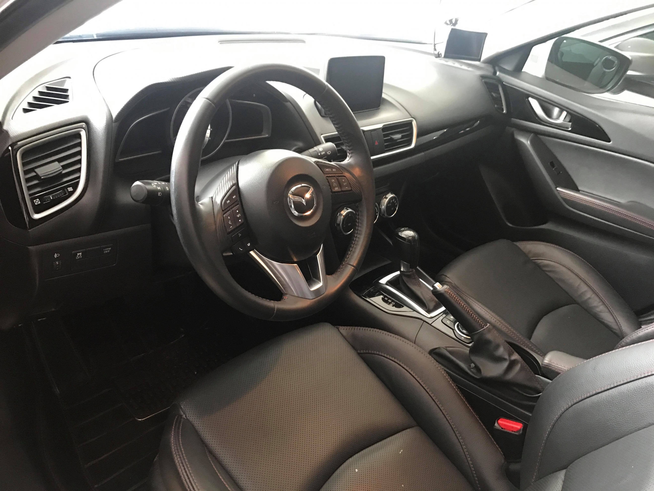 Mazda 3 Hatchback 1.5AT 2015 - 7