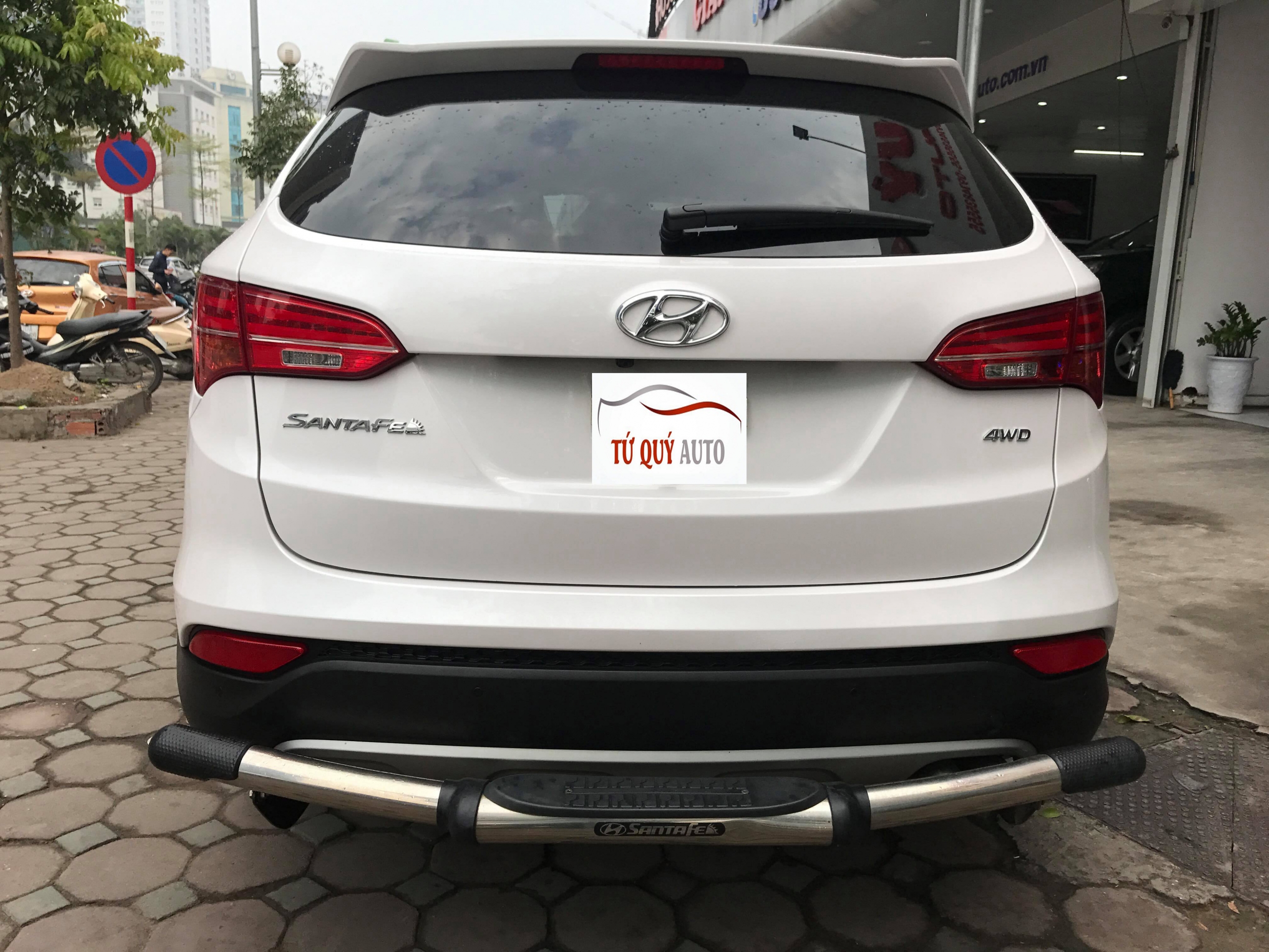 Hyundai Santa-Fe 2.4AT 4WD 2015 - 2