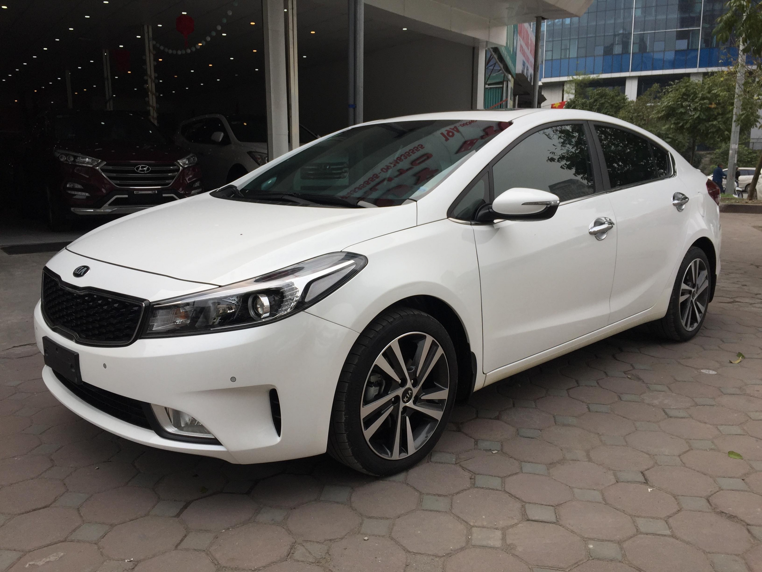 Kia Cerato 2.0AT 2017 - 4